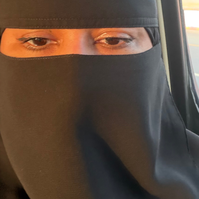 دانا الجميعه